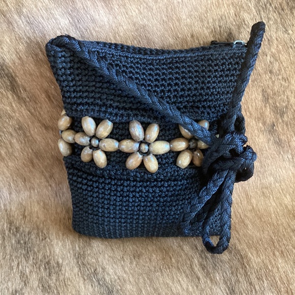 Emanuel Geraldo Black Crochet Wood Bead Boho Handbag - Picture 2 of 8